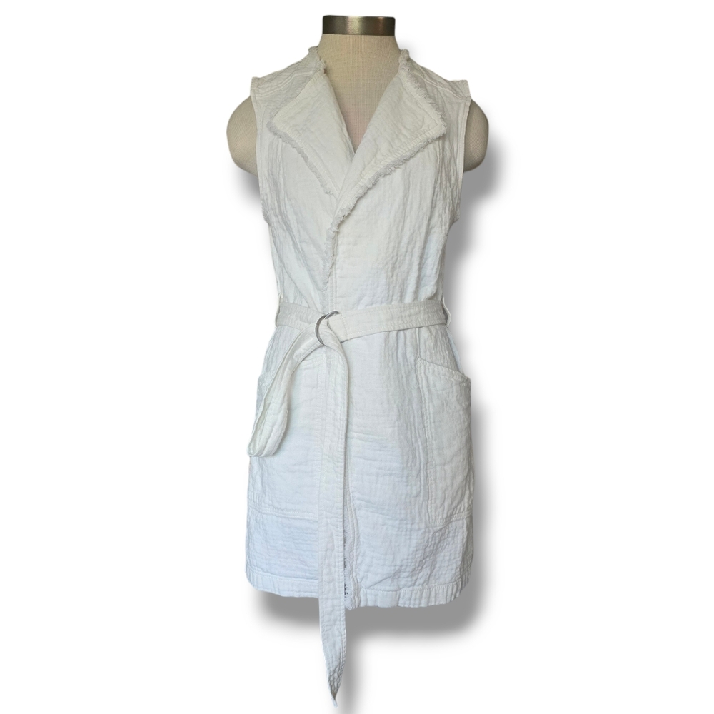 Anthropologie Elevenses White Sleeveless Tie Waist vest size medium